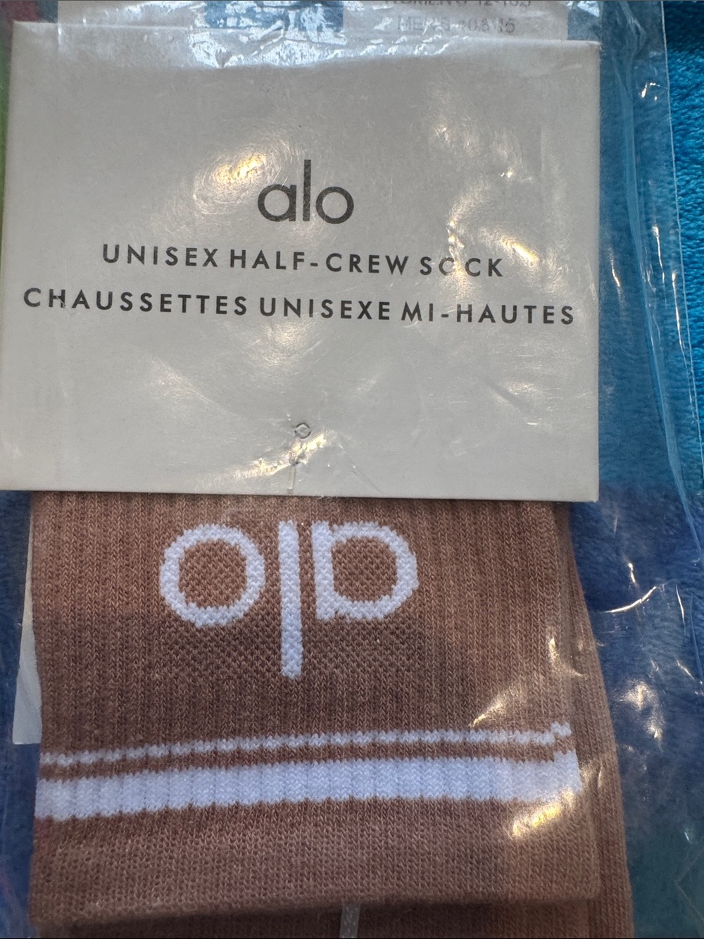 ALO Yoga Men's Half-Crew Socks in Brown with White Logo